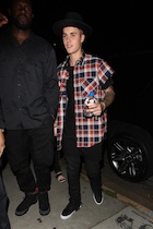 Justin Bieber : justin-bieber-1435400401.jpg