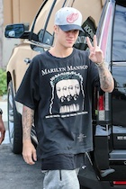 Justin Bieber : justin-bieber-1438960321.jpg