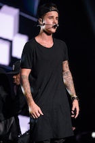 Justin Bieber : justin-bieber-1440509101.jpg