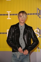 Justin Bieber : justin-bieber-1441068001.jpg