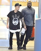 Justin Bieber : justin-bieber-1441820881.jpg