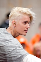 Justin Bieber : justin-bieber-1441974001.jpg