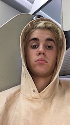 Justin Bieber : justin-bieber-1443326041.jpg