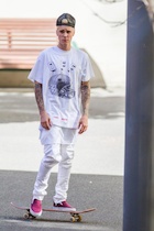 Justin Bieber : justin-bieber-1443385981.jpg