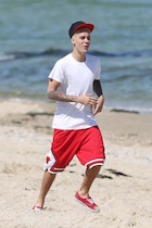 Justin Bieber : justin-bieber-1443414301.jpg