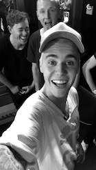 Justin Bieber : justin-bieber-1443717721.jpg