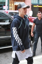 Justin Bieber : justin-bieber-1445055121.jpg