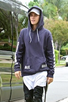 Justin Bieber : justin-bieber-1445091481.jpg