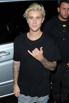 Justin Bieber : justin-bieber-1445512321.jpg