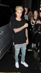 Justin Bieber : justin-bieber-1445522041.jpg