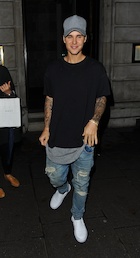 Justin Bieber : justin-bieber-1445549401.jpg