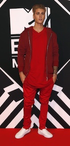 Justin Bieber : justin-bieber-1445871241.jpg