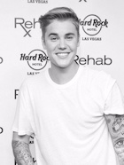 Justin Bieber : justin-bieber-1448862001.jpg