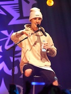 Justin Bieber : justin-bieber-1449673201.jpg