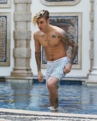 Justin Bieber : justin-bieber-1449770041.jpg