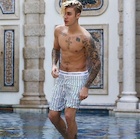 Justin Bieber : justin-bieber-1449808921.jpg