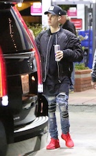 Justin Bieber : justin-bieber-1450223641.jpg