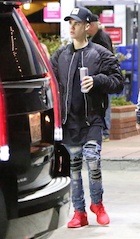 Justin Bieber : justin-bieber-1450225801.jpg