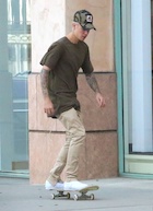 Justin Bieber : justin-bieber-1453131721.jpg