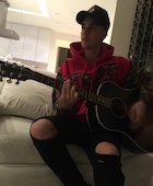 Justin Bieber : justin-bieber-1453956841.jpg