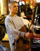 Justin Bieber : justin-bieber-1462406761.jpg