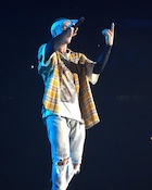 Justin Bieber : justin-bieber-1463262481.jpg