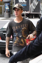 Justin Bieber : justin-bieber-1463393881.jpg