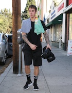 Justin Bieber : justin-bieber-1480831921.jpg