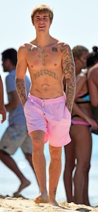 Justin Bieber : justin-bieber-1483063921.jpg