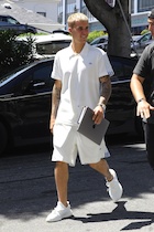 Justin Bieber : justin-bieber-1493511121.jpg