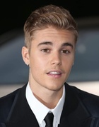 Justin Bieber : justin-bieber-1591204447.jpg