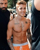 Justin Bieber : justin-bieber-1607755445.jpg