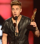 Justin Bieber : justin-bieber-1615924606.jpg