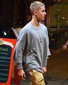 Justin Bieber : justin-bieber-1620151323.jpg