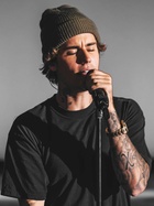 Justin Bieber : justin-bieber-1621977779.jpg