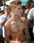 Justin Bieber : justin-bieber-1653159028.jpg