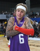 Justin Bieber : justin-bieber-1672423876.jpg