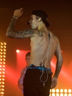 Justin Bieber : justin-bieber-1680194442.jpg