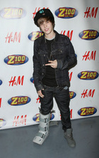 Justin Bieber : justinbieber_1260776061.jpg