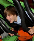 Justin Bieber : justinbieber_1273501122.jpg