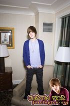 Justin Bieber : justinbieber_1273874727.jpg