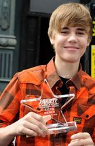 Justin Bieber : justinbieber_1293120212.jpg