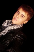 Justin Bieber : justinbieber_1303077600.jpg