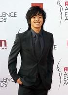 Justin Chon : justinchon_1242244961.jpg