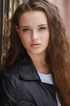 Katherine Langford : katherine-langford-1493497551.jpg