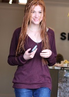 Katherine McNamara : katherine-mcnamara-1411057821.jpg