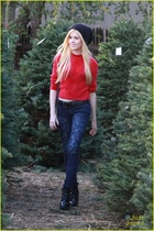 Katherine McNamara : katherine-mcnamara-1419269965.jpg