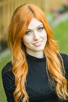 Katherine McNamara : katherine-mcnamara-1455059145.jpg