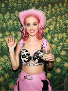 Katy Perry : katy-perry-1321736745.jpg