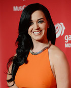 Katy Perry : katy-perry-1375381665.jpg